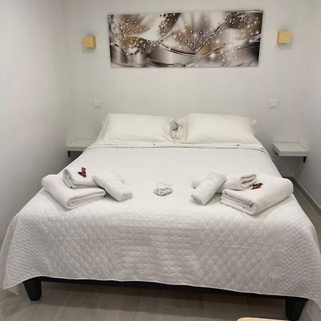 Grand Studio Neuf A 50 M Du Port Saint-Tropez Eksteriør bilde