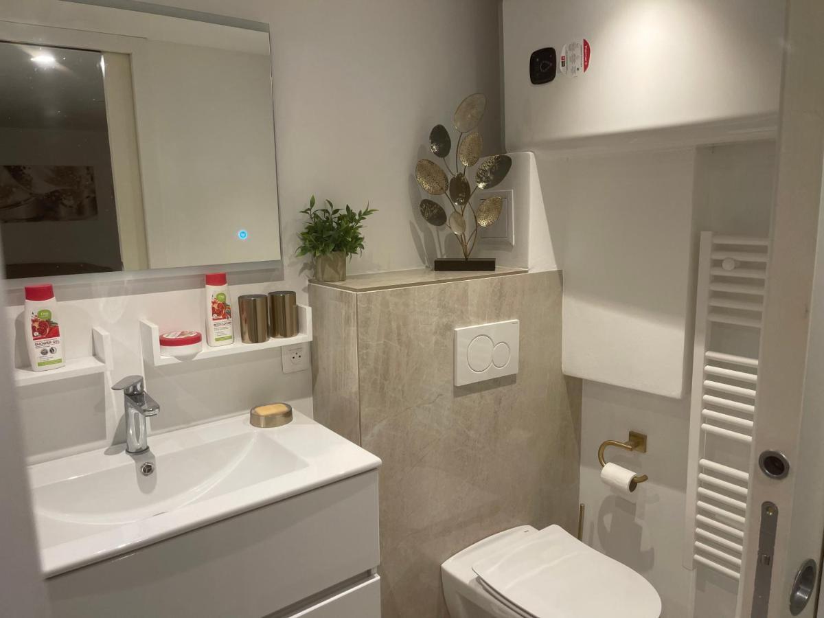 Grand Studio Neuf A 50 M Du Port Saint-Tropez Eksteriør bilde